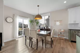 3772 E Cunninghill Dr, Eagle Mountain, UT 84005 - Photo 7