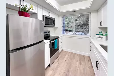 4953 S Eastridge Ln #143, Salt Lake City, UT 84117 - Photo 11