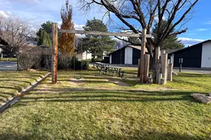 4953 S Eastridge Ln, Salt Lake City, UT 84117 - Photo 35