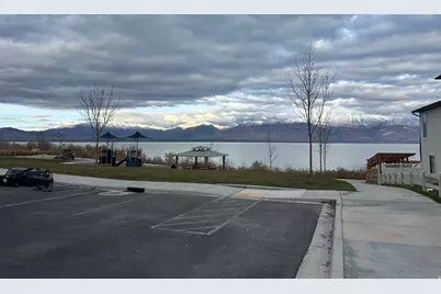 2887 S Greenhead Dr W, Saratoga Springs, UT 84045 - Photo 31