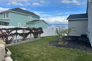 2887 S Greenhead Dr W, Saratoga Springs, UT 84045 - Photo 15