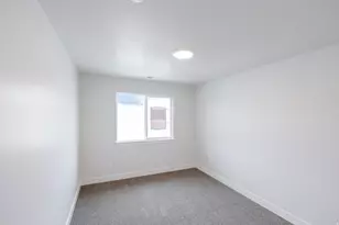 788 N Danverse Dr, Saratoga Springs, UT 84045 - Photo 13