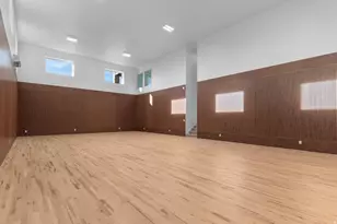 204 S Troy St, Mapleton, UT 84664 - Photo 29