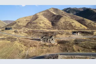 204 S Troy St, Mapleton, UT 84664 - Photo 53