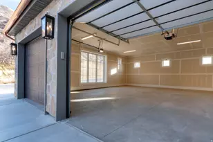 204 S Troy St, Mapleton, UT 84664 - Photo 37