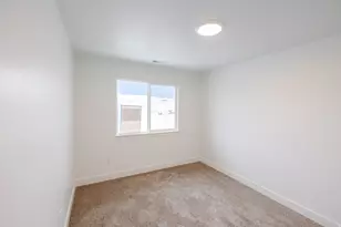 786 N Danverse Dr, Saratoga Springs, UT 84045 - Photo 11