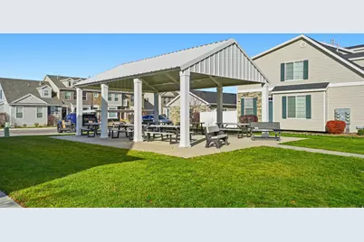 685 N 220 E, Salem, UT 84653 - Photo 23