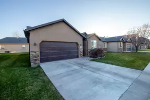 472 E 640 S, Vernal, UT 84078 - Photo 3