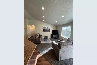 472 E 640 S, Vernal, UT 84078 - Photo 11