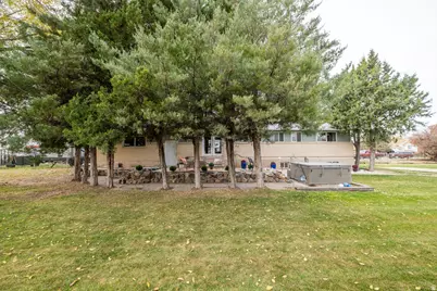 5578 S 3450 W, Roy, UT 84067 - Photo 35