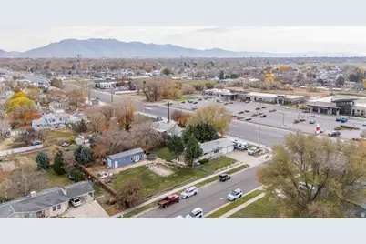 5578 S 3450 W, Roy, UT 84067 - Photo 3