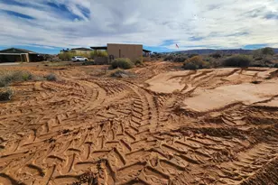 715 E Liberty Bell Ct, Big Water, UT 84741 - Photo 15