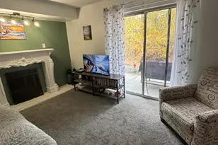 460 E Creekside Cir S, Murray, UT 84107 - Photo 3