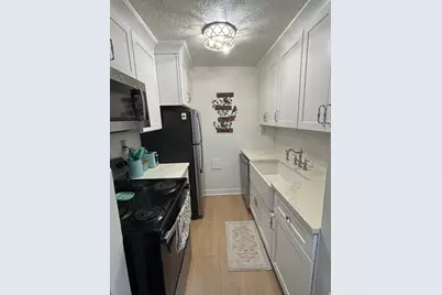 460 E Creekside Cir S #B, Murray, UT 84107 - Photo 5