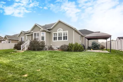 2444 N Hooded Crane Cir #11, Clinton, UT 84015 - Photo 31