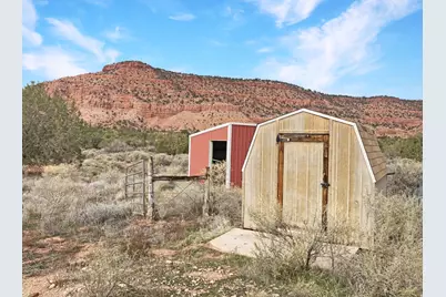4441 E Red Cliffs Dr E, Kanab, UT 84741 - Photo 9