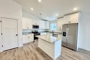 272 N 400 W, Preston, ID 83263 - Photo 3