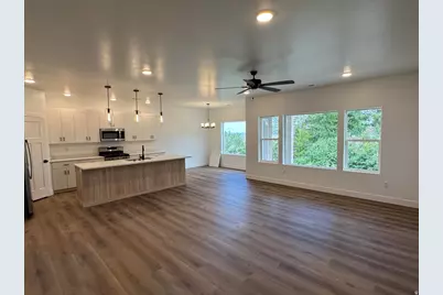 1799 E 5250 N, Enoch, UT 84721 - Photo 3