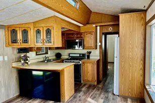 180 N 1100 E, Washington, UT 84780 - Photo 5