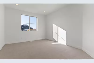 5093 W Crimson Oak Ln, Highland, UT 84003 - Photo 9