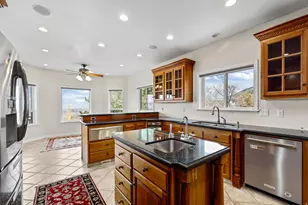 125 S Buckingham Dr, Providence, UT 84332 - Photo 17