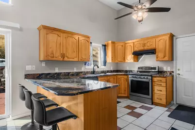 10965 N Wallace Ln, Thatcher, UT 84337 - Photo 7