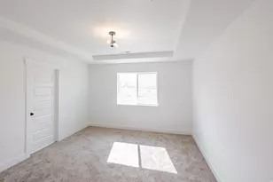 2733 N Blue Dawn Ln, Saratoga Springs, UT 84045 - Photo 17