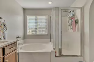 1066 N Bellingham Ct W, North Salt Lake, UT 84054 - Photo 19