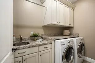 3149 E 10000 S, Sandy, UT 84092 - Photo 47