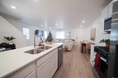 1737 S Devils Garden Ln, Washington, UT 84780 - Photo 13