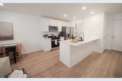 1737 S Devils Garden Ln, Washington, UT 84780 - Photo 9