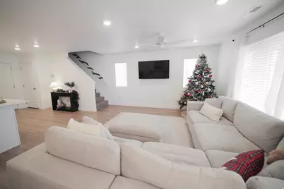 1737 S Devils Garden Ln, Washington, UT 84780 - Photo 5