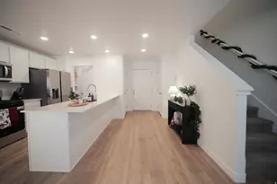 1737 S Devils Garden Ln, Washington, UT 84780 - Photo 11