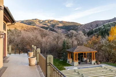 2091 Windsor Park Cir, Bountiful, UT 84010 - Photo 23