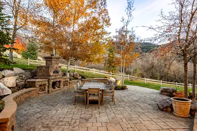 2091 Windsor Park Cir, Bountiful, UT 84010 - Photo 21