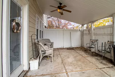 261 W Park Ln N, Centerville, UT 84014 - Photo 25