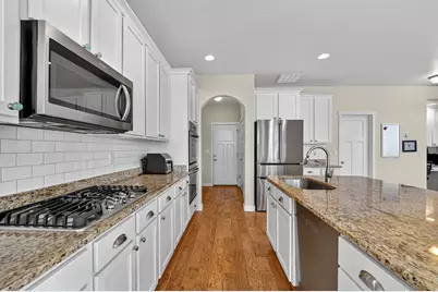 925 Elizabeth Dr, North Salt Lake, UT 84054 - Photo 17