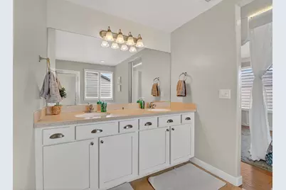 925 Elizabeth Dr, North Salt Lake, UT 84054 - Photo 25