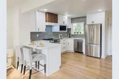 4509 S Holladay Cir, Holladay, UT 84117 - Photo 5