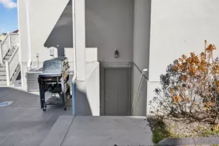 247 S Droubay Rd, Tooele, UT 84074 - Photo 51