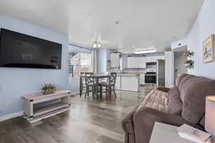 224 E Spencer Peak Way S, Draper, UT 84020 - Photo 3