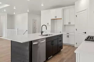 573 S Foundation Trl, Cedar City, UT 84720 - Photo 7