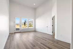 1485 W Burke Ln, Farmington, UT 84025 - Photo 11