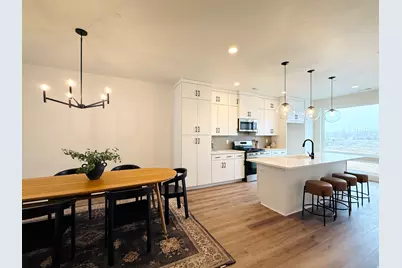 1485 W Burke Ln #102, Farmington, UT 84025 - Photo 3