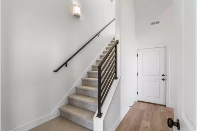 1493 W Burke Ln #101, Farmington, UT 84025 - Photo 3