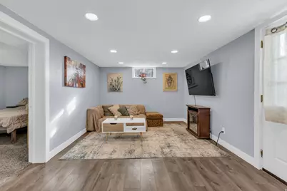 7775 S Steffensen Dr, Cottonwood Heights, UT 84121 - Photo 25