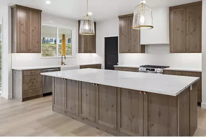 128 N 900 E, Hyde Park, UT 84318 - Photo 13