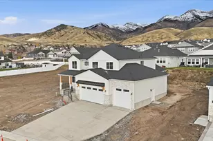 128 N 900 E, Hyde Park, UT 84318 - Photo 57