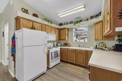 2990 E Riverside Dr #166, Saint George, UT 84790 - Photo 11
