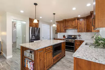 10177 S Statesman Pl, South Jordan, UT 84095 - Photo 7